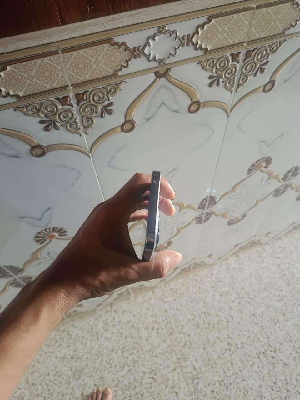 🔥 للبيع iPhone 13 Pro Max 🔥
📱 ذاكرة 512GB
✨ الجهاز نظيف جداً وحالته ممتازة
✅ بدون شخط أو مشاخيط تُذكر
🔋 البطارية مبدلة فقط
💎 الجهاز استخدام شخصي ومحافظ عليه

💰 السعر: 650,000 ألف دينار فقط

📞 للتواصل واتساب:
***********

⚡️ الجاد يتواصل، والسعر واضح.
