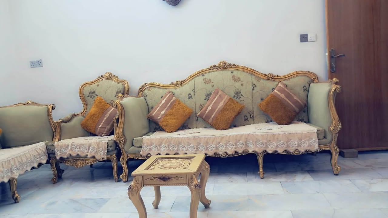 السلام عليكم طخم قنفات مصري زان 10مقاعد مع ميز بلازمه. نضيف  السعر 800، للاستفسار ***********
مكاني البلديات

