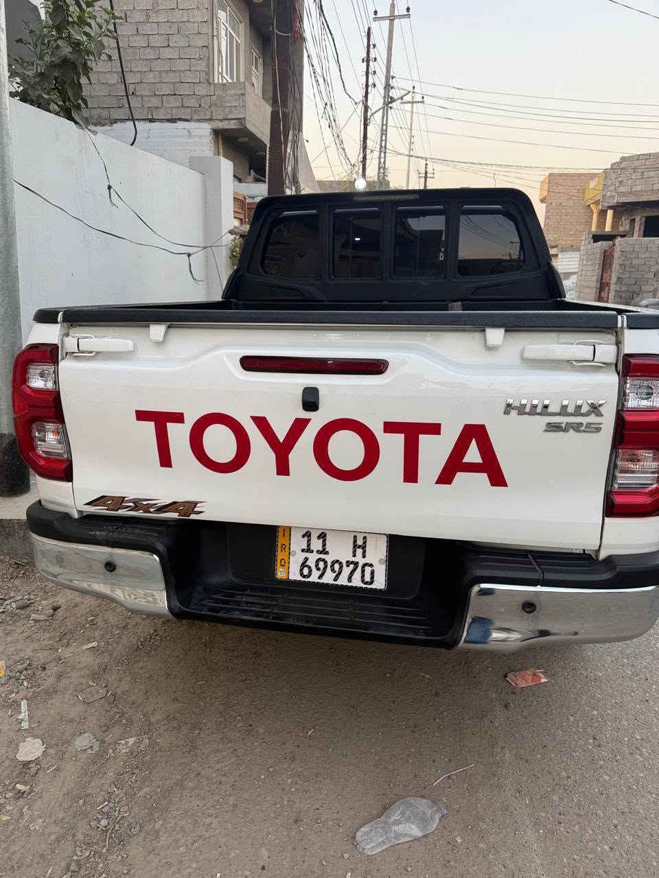 السلام عليكم بيكم تويوتا موديل 21 بغداد السياره جديده بدون صبغ السعر 272 ورقة وبيه مجال بسيط العنوان بغداد جميلة السياره فور ويل كويته***********
