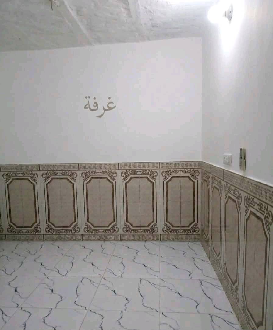 بيت للبيع بحي ميسان مزارع شارع الزوار خلف سكلت الكرعاوي مساحة 75متر سعره 17وبي مجال