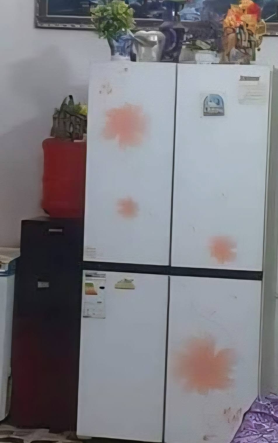 مرحبا 👋 مرحبا 
بيت للبيع مكانه الكماليه الرئاسه 
مساحه 108نزال 18 واجهة 6 ثلاث طوابق 
نضيف بنا حديث بي اربع غرف مجاور قطعه فارغه ومقابيلك تجاوز بيت واحد يعني مو فرعي ع شارع عام قريب ع سوك وع مدارس 
لتواصل *********** او مراسله 
تحياتي
