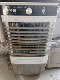 (مبرده + كنفيره صغيره) للبيع كاملات بدون نقص وشغالات بس عوزهن تنضيف ثن...