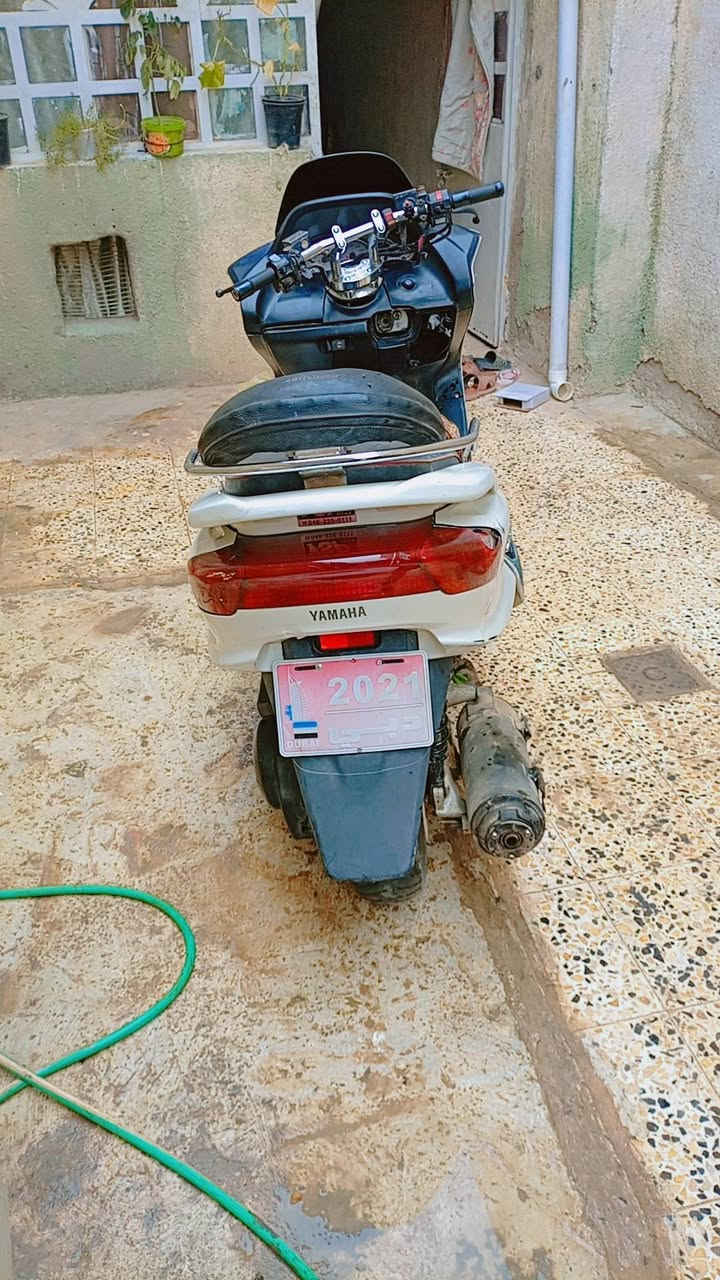 ماجستا • ٤٠٠ • مكينه