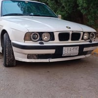 ٥٢٥i • ١٩٩٣ • حادث امامي يمين
