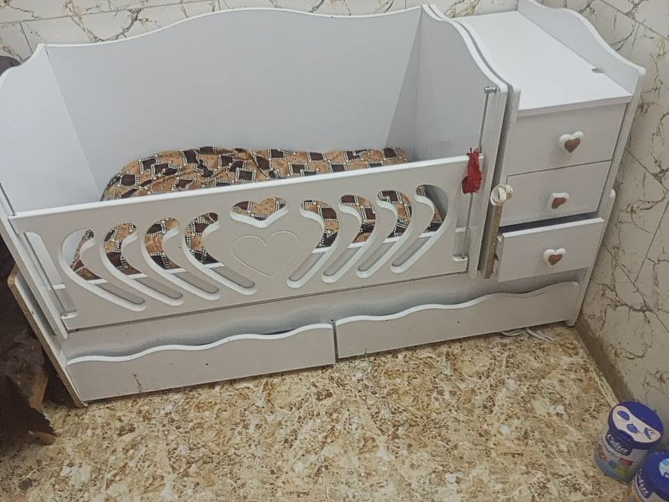 سلام عليكم ورحمه الله جربايه مال طفال للبيع السعر تصل ***********
