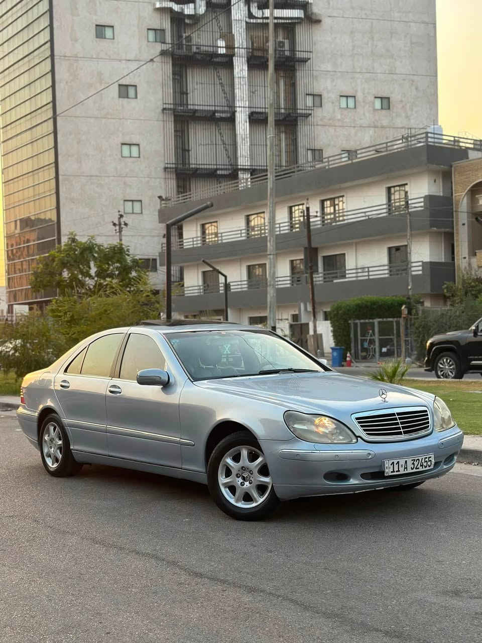 السلام عليكم
للبيع او مراوس حسب القناعه
W220 S320 1999
اعلى مواصفات ب الاس
السياره جاهزه مابيهه اي نقص 4 جوبلسات جدد منضومه تبريد جديده جاهزه باتري تخم تاير كله جديد
كير مكينه جاهزات ترايك وين ميعجبك رقم بغداد تحويل مباشر هزه فحص سنويه جديد
صبغ بيهه صفحتين اثر شخوط بدون حادث السياره تكم شواصي لغود قماره مكفول
السعر 105$ 
*********** مكاني بغداد 
تحياتي لحضراتكم
