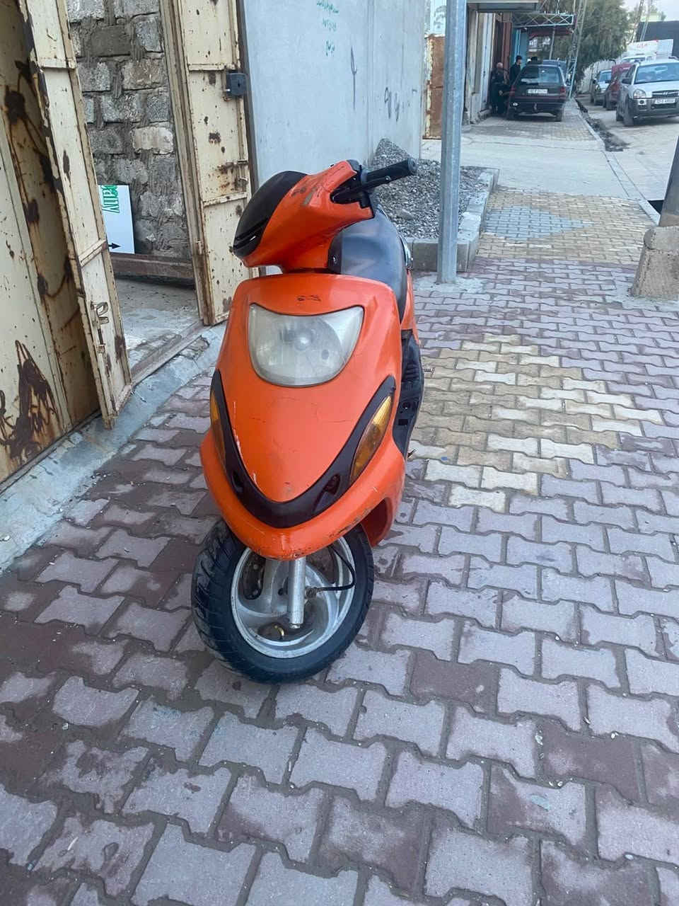 دراجه دولفين للبيع نضيف مثل ماهوه مكينتها مجفت جديد سعر ها 300 بي مجال  اذا انت شراي تعال نتفاهم ***********
