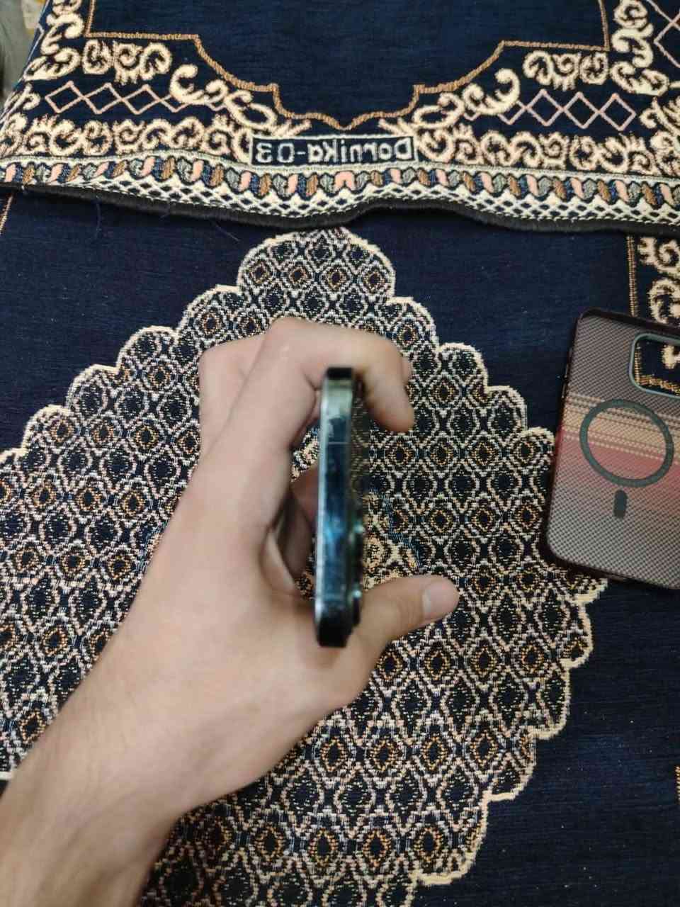 آيفون ١٣ برو ماكس • ٢٥٦ • بطارية ٩٢