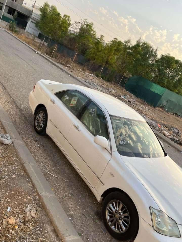 شاهينه • ٢٠٠٥ • مشي ١٨٠الف