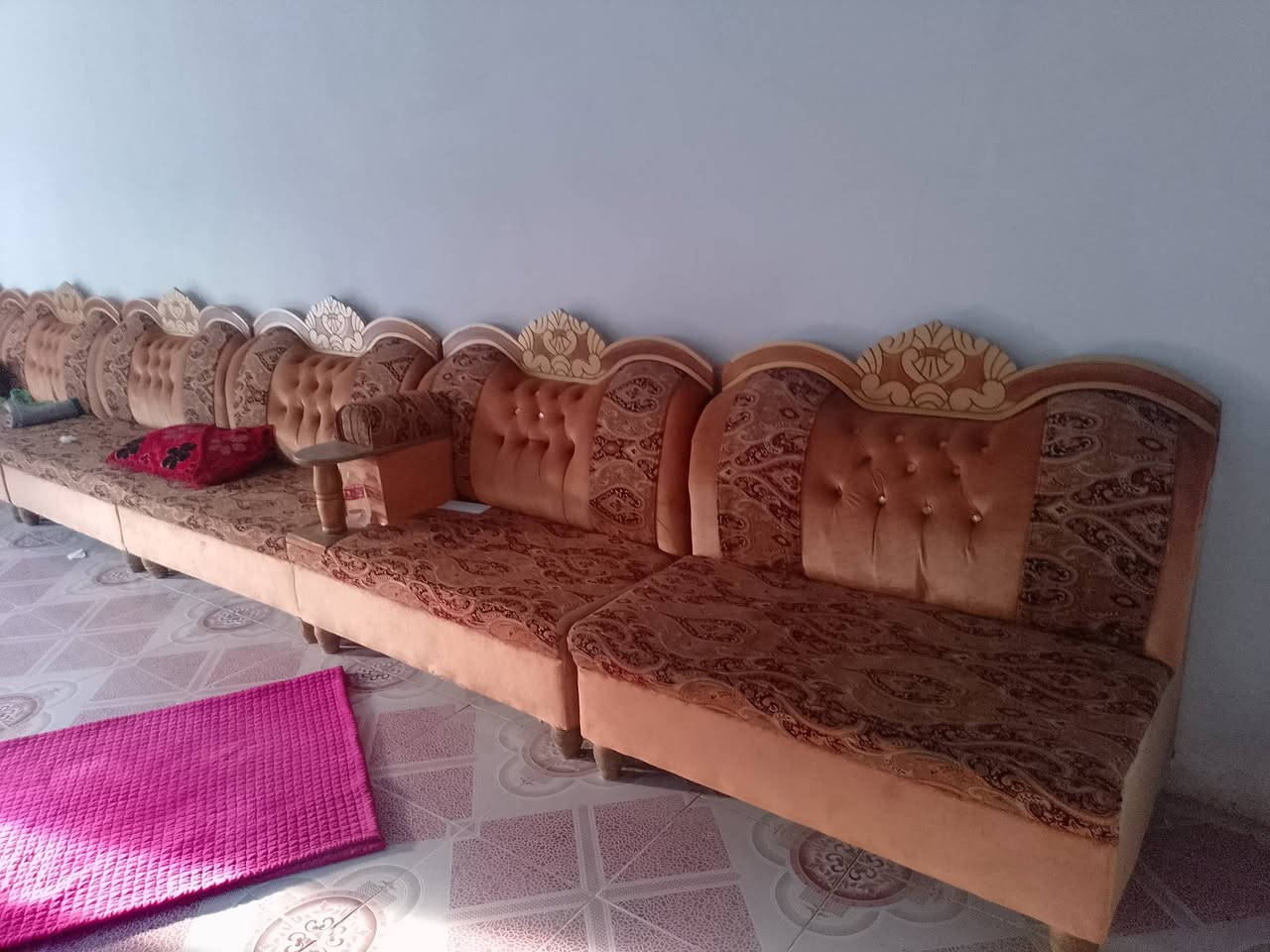 ديوان • ١٦متر