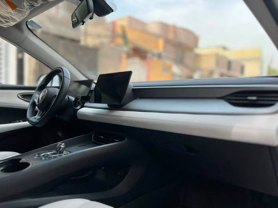 السلام عليكم
Byd سيل 5 موديل 2025
رقم بغداد تحويل مباشر
كفاله عامه من الصبغ والتبديل والبارد فقط رصعات بالبنيد 
داخل ابيض 
العداد الكُلي 30الف كم
غراضها كاملة  على وضع الشركة
السعر 20 مليون وبيها مجال قليل 

للاستفسار ***********
📍العنوان بغداد المحموديه
