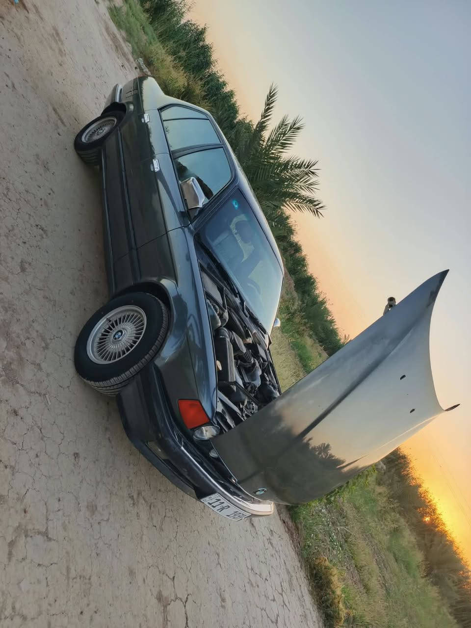 السلام عليكم Bmw للبيع
موديل 1990 محرك مفتوح حجم 730 كفاله عامه فول مواصفات كشنات كهرباء تبريد شغال ثلج تخم تاير جديد حداديه وصدر مضبوط رقم مميز 4 أرقام الاستفسار الاتصال أو المراسلة ***********
