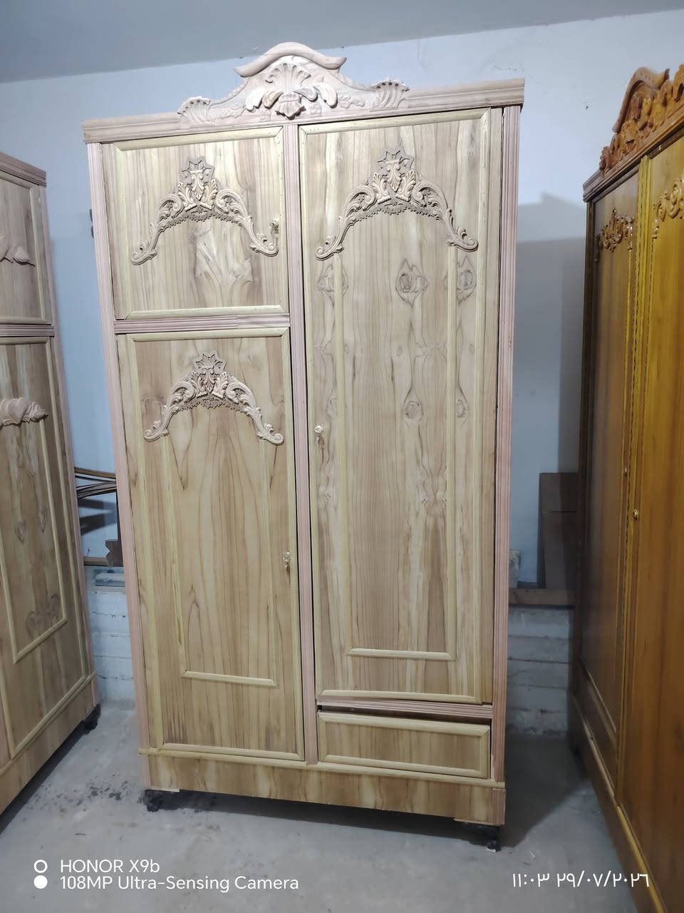 ديالى شهربان
كناتير ابو البابين وثلاثة واربعة  شغل زان درجة اولى 
بوفيات كل الاحجام والقياسات 
جرابي نفر ونفرين 
دواشك نفرين مستعمل وجديد
غرف نوم مستعمل نضيف كلش 
غرف نوم جديد بكل التصاميم العراقية 
واي شي يخص النجارة العراقية 
موقعنا شارع المصرف مجاور قاعة عباس البياتي للفواتح 
للاستفسار ***********
او مراسلة الصفحة
