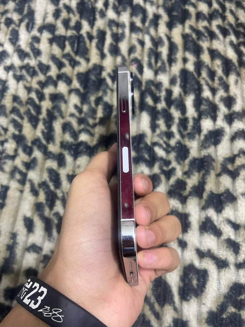 ١٣ برو ماكس ١٢٨ بطاريه ٨٢  🇺🇸
مستبدل فقط شاشه ٣ خيرات 
مكاني حله سعر / ٤٧٥ 😍

