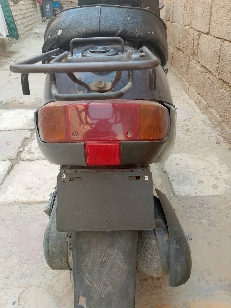 دراجه بتره للبيع سعره 250 وبيه مجال قليل ناصريه مركز 
***********
