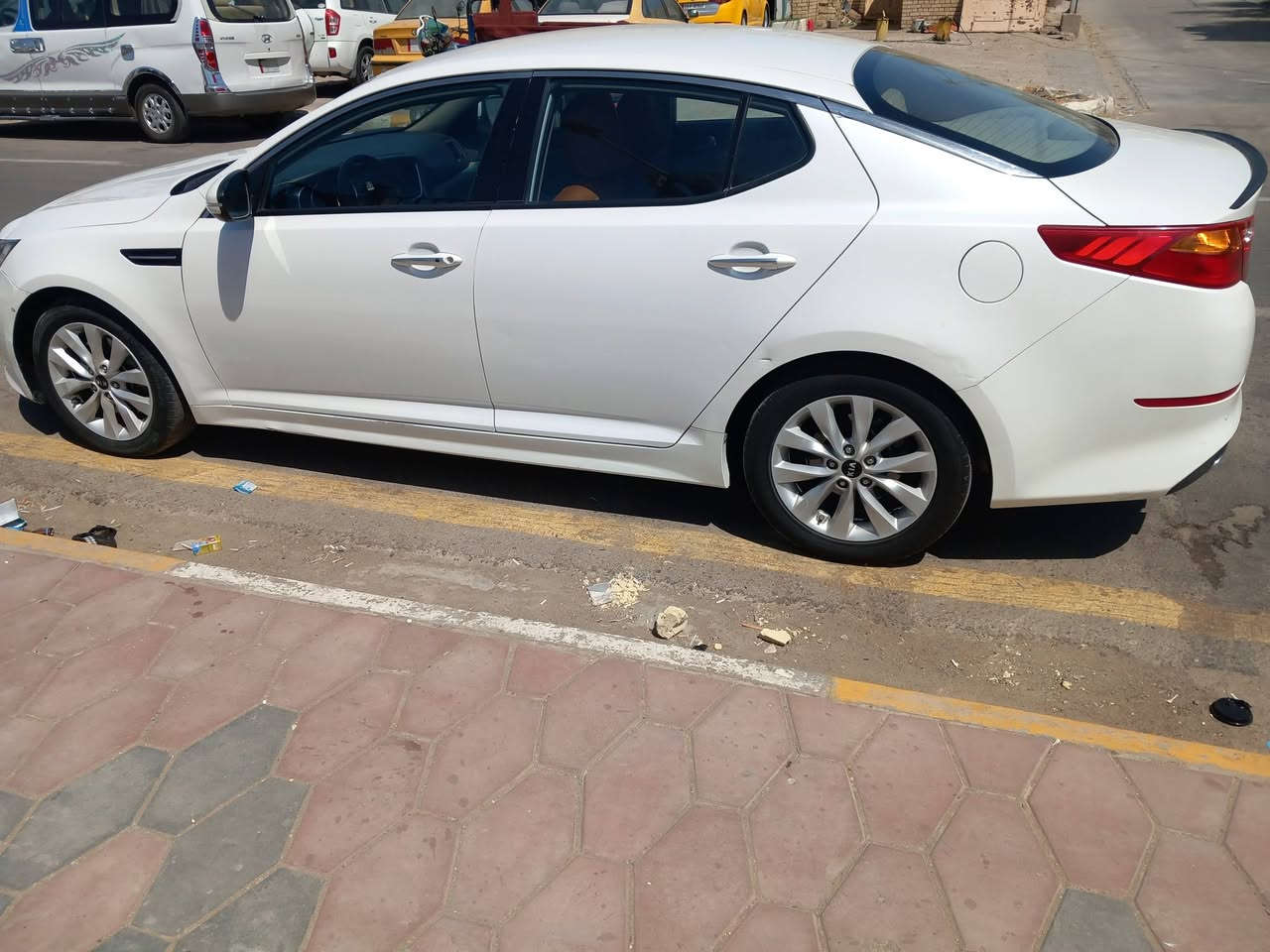 اوبتما وارد خليجي 
رقم بغداد
 موديل 14 شكل ل 15
 المواصفات 
محرك 2400  دوش
بصمه كشنات جلد تبريد قطعتين لمس شفتات استيرن جهتين  حساس امامي خلفي ويل 17 يدات نيكل داخل وخارج
 كفاله عامه عدا بارد بسيط بالبنيد 
السعر ب142 وبيه مجال بسيط 
العنوان واسط نعمانيه 
موبايل ***********
***********
