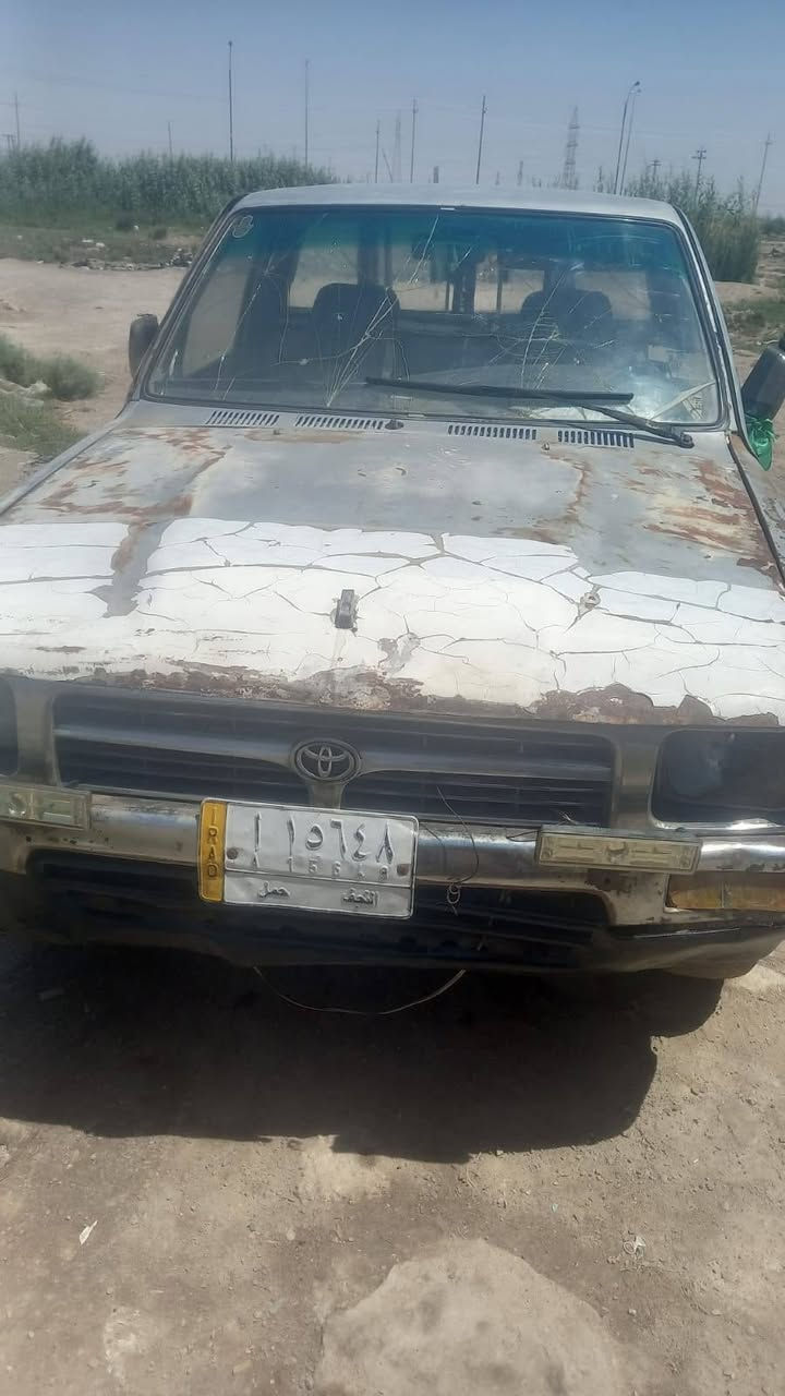 السلام عليكم ورحمة الله وبركاته
بيكب موديل ٩١
٥ چنگال بدي طويل جاهزه السياره
رقم نجف أبيض
سنويه صاقطه بل ١٩ 
ابيع هيج ادليك براعيها بس
السعر ٢٢ ورقه وبيه مجال للطيبين بياع
اتصل. ***********
