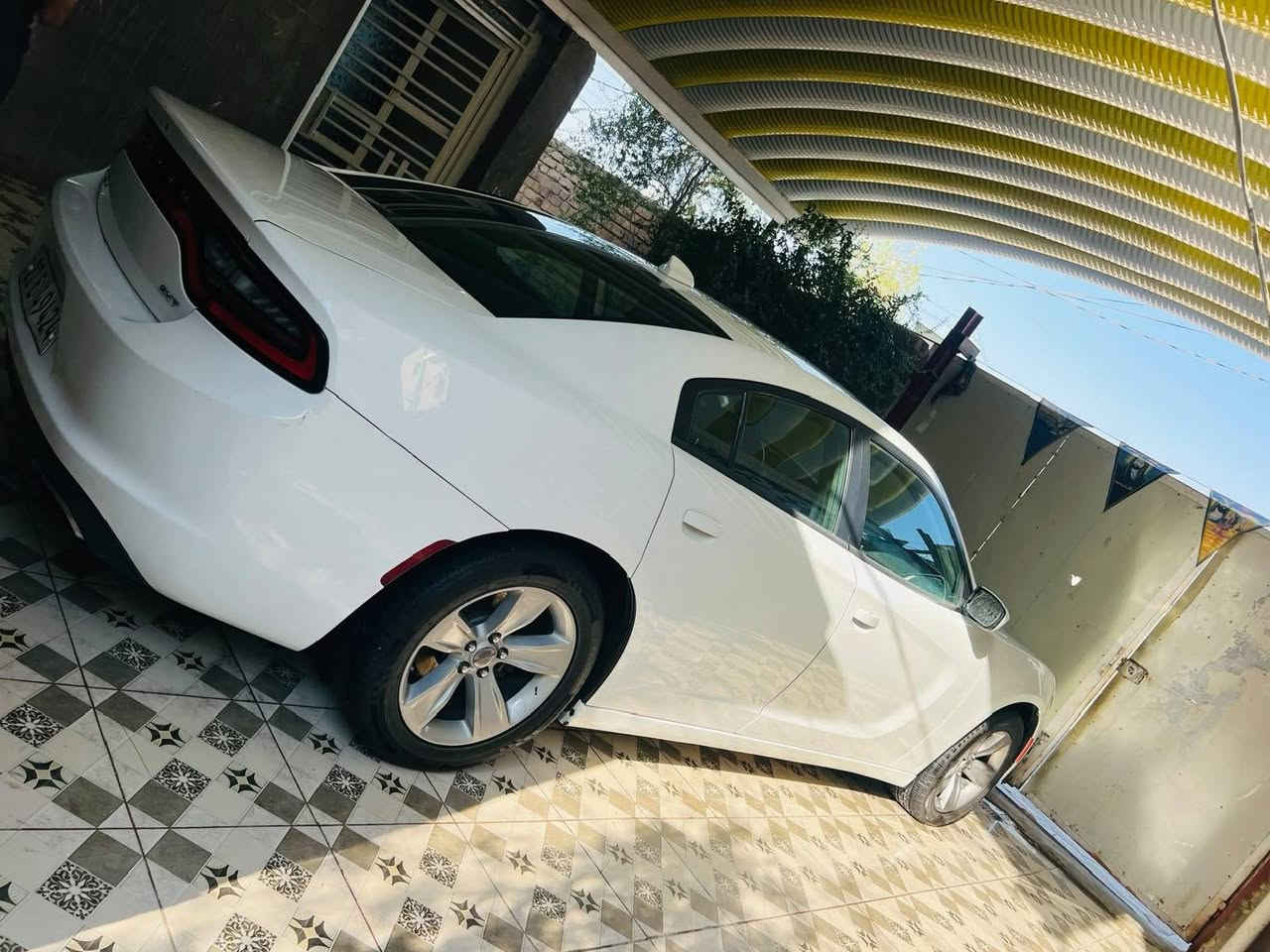 دوج جارجر2016 اصل
مكينه3600 SXT كير طياره
رقم اربيل بسمي تريد وكاله تريد تحويل 
ماشيه 92 mi حقيقي 
كفاله عامه صبغ وفتح وبارد 
مواصفات 
كشنات حضن 
تو ويل  
شاشه كبيره 
ويل كب حجم 18 
حداديه جديد 
تخم تاير جديد
منضومه تبريد كامله جديده 
كير مكينه اكسل كله بلكارتون 
مكان السياره ديوانيه 
الشراي يتصل 
الرقم ***********
