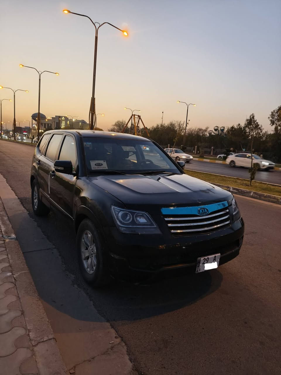 ‏كيا مهافي وارد امريكي
‏موديل 2009
‏رقم واسط انكليزي بأسمي تحويل مباشر
‏كير ومحرك مكفولات
‏صدر امامي خلفي جديد تخم تاير جديد
‏السياره جاهزه وكاعده
‏ملاحظة 📍 السياره مصبوغه عام للجماليه وصبغها تعبان يرادلها صبغ ودوشمه فقط
‏السعر :84 وبيها مجال شي قليل وماكو هيج سعر 
‏مكان السياره : الانبار فلوجة 
‏للاستفسار : ***********
‏
