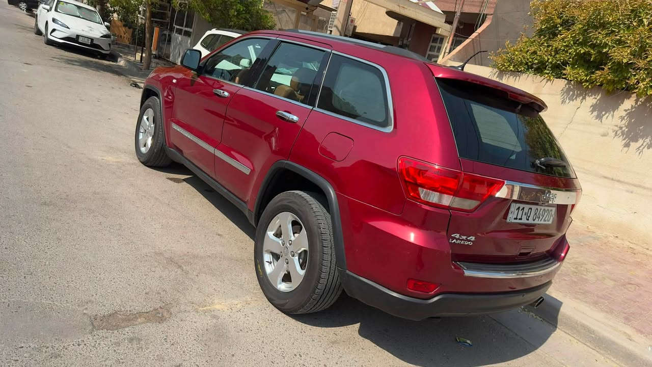 جيب خليجي 2013 مكفولة من الصبغ والتبديل والحادث محرك 6 سلندر رقم بغداد بأسمي فتحة كشن كهرباء جاهزة بدون اي نقص مكانها بغداد الكرخ بيع فقط السعر 168 وبيها مجال للاتصال ***********
