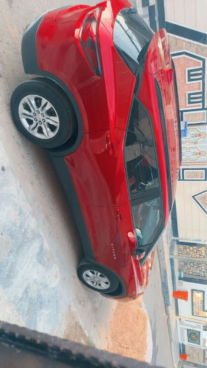 سلام عليكم
للبيع او مراوس حسب القناعه 
بلايزر موديل 22
رقم اربيل تحويل فقط ب اسمي 
مواصفات بصمه تشغيل 
بصمت ابواب 
صندوق كهرباء
توقف ذاتي 
نقطه عمياء
حساسات امامي خلفي 
شاشه جبيره 
رادار 
كشن كهرباء 
وباقي المواصفات المعروفه 
بيه صبغ باب خلفي فقط 
مكان السياره بغداد 
السعر 170 وبيه مجال للطيبين 
***********
