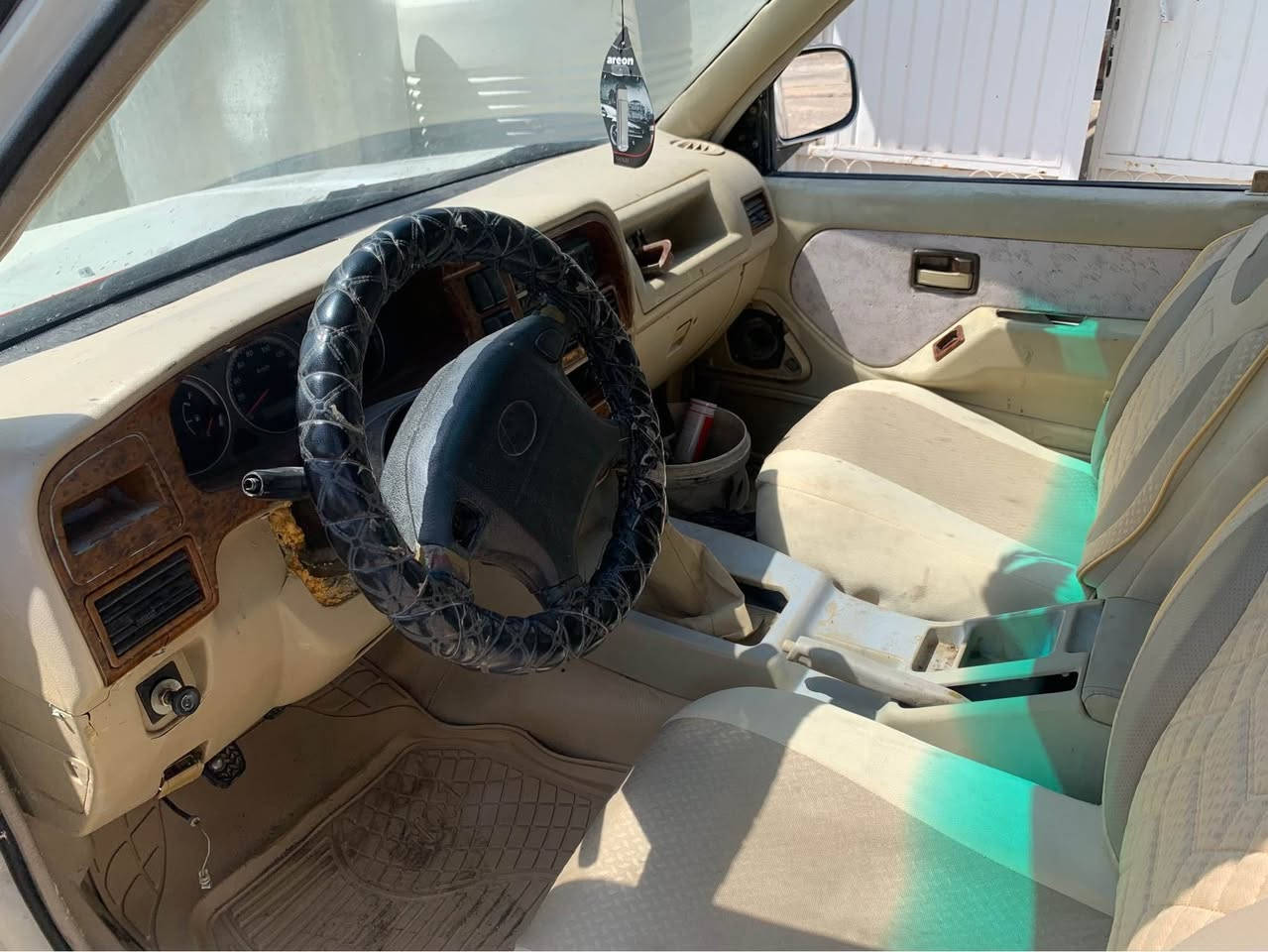 تەنها 23 گەڵا 😱
پیکاب تۆیۆهاڤ مۆدێل 2006 چوار بستۆن بەخاخ گێڕ عادی ناو زەرد نموە لە جوانی مەنەفیستی لەگەلە ئەکسل و گێڕی بەشەرت مەکینەی  دوکەلی هەیە تازە تەئمیر کراوە زور جایزە تەقە و رەقەی تیا نیە بەشەرت  نرخی 23 گەڵا و مەجالی تیایە گورینەوە ناکەم ژ.م***********
*********** كالار, السليمانية
