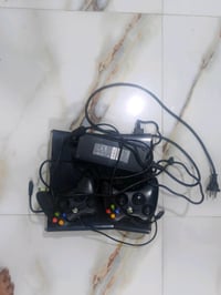 اكس بوكس 360 • رمادي • حسب القناعة