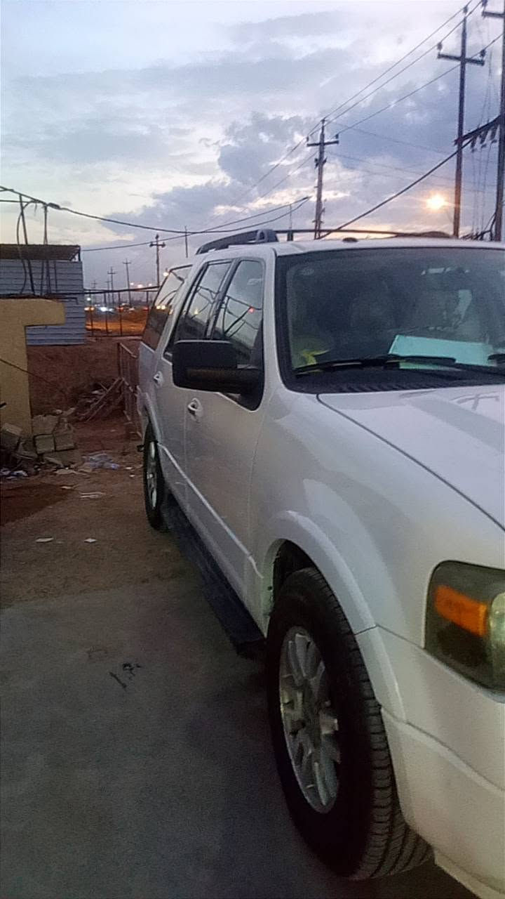 FORD EXPEDITION
للبيع فورد اكس بدشن
بيه جابلغ فقط 
بسمي 
السعر 155 وبيه مجال 
***********
رقم بغداد تحويل ثاني يوم
