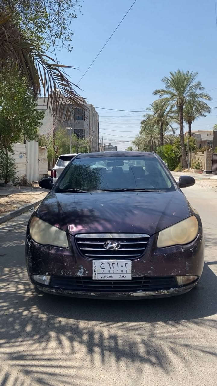 السلام عليكم النتراء موديل 7 حجم المحرك 2000دوش ورد مريكي حادثها بس بابين الصدر
بدون ضرر سياره جاهزا بدون صبغ كير محرك حداديه 
رقم بغداد سنويه ل 29 مشروع وطني جاهزا السياره
سعر  77  وبيها مجال بسيط تصال ***********
