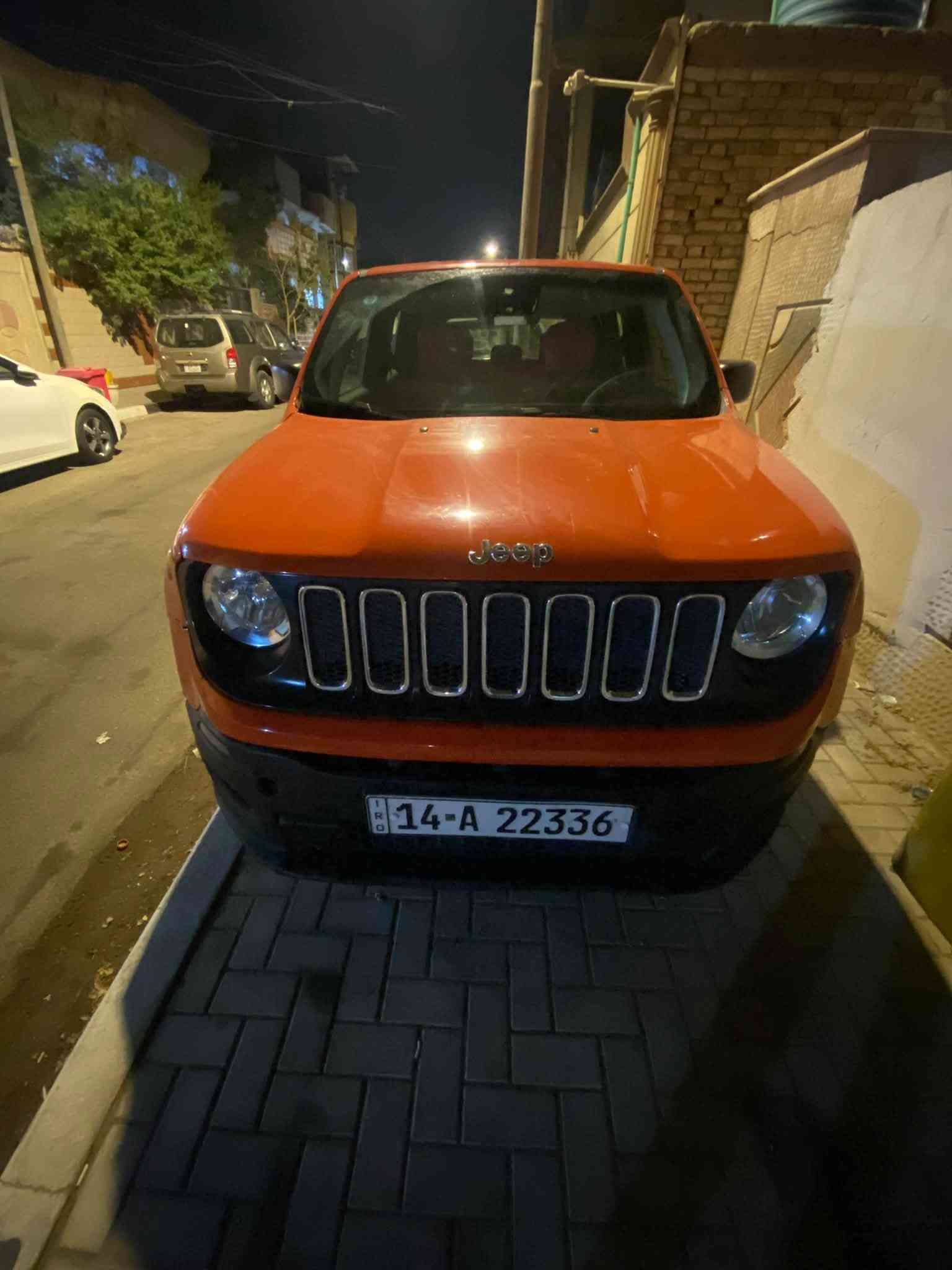 جيب رينجيد برتقالي موديل 2018 وارد امريكي محرك 2400 4 سلندر ضربتها جاملغ وبنيد  ومبدلات مو معمرات والاصليات موجودات فول مواصفات كامرة خلفية بصمة تثبيت سرعة مانع انزلاق 4 مودات بيها والسيارة سبورت سايد بريك دگمة شاشه لمس تحكم كراسي اوتو ماتيك العنوان البصرة القبلة حي الجامعة الرقم *********** واتساب فقط
