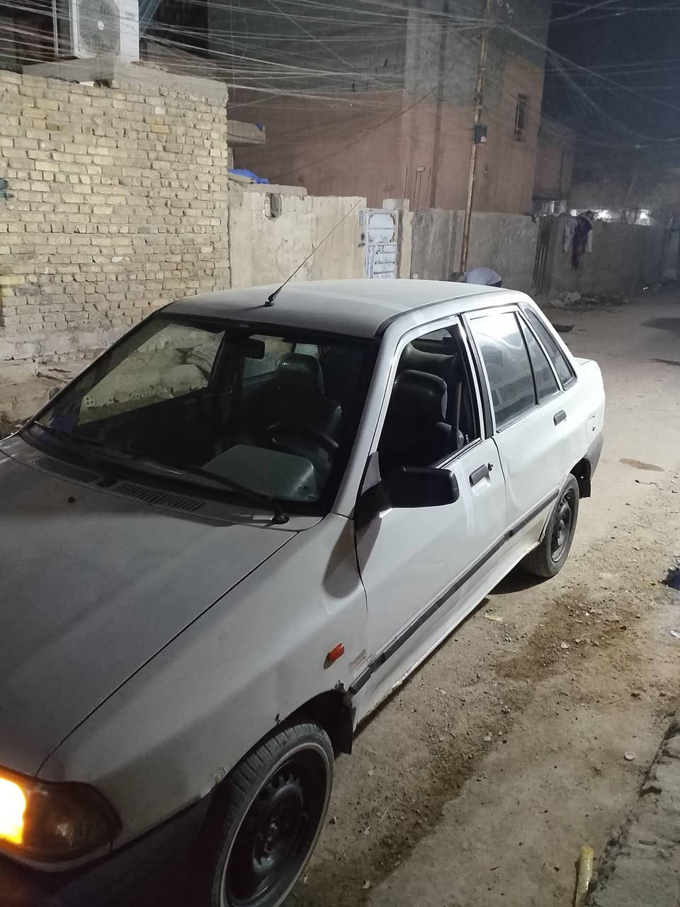 سايبه للبيع موديل 2009بسمي بيها بس باب السائق مبدل الباقي كفاله شواصي مكفوله كير مكينه تبريد كلها خير من الله 
مكاني بغداد مدينه الصدر السعر 28بيها مجال 
***********
