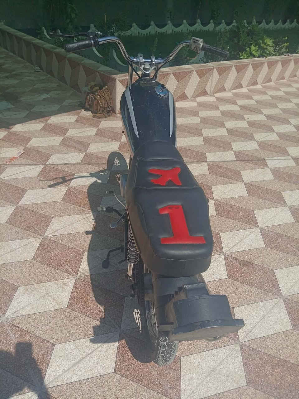 السلام عليكم دراجه نامه كلك مكينه ناعمه وحلوه مفتوحه بدون سبايدر سعر 450 وبيه مجال مكاني ناصريه شراي يتصل ع رقم ***********
