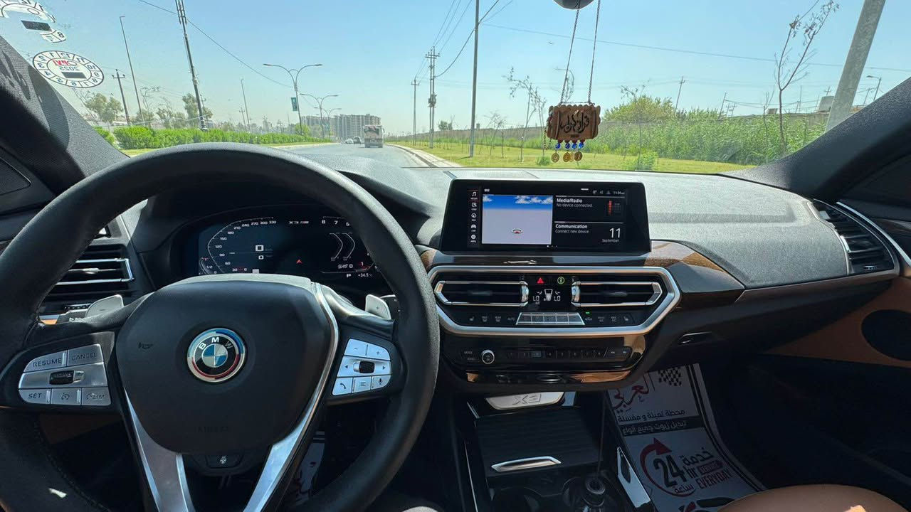 BMW 3X X Drive
موديل 2022 
ماشيه 88 كيلو
ضررها جاملغ وبونيد ايرباك تكمه فقط طاك باقي سليم 
مواصفاتها معروفه فول ماعده الداداشو 
سياره نظيفه ماناقصها برغي 
مكانها اربيل 
السعر 249 ورقه وبيها مجال 
*********** أربيل, العراق

