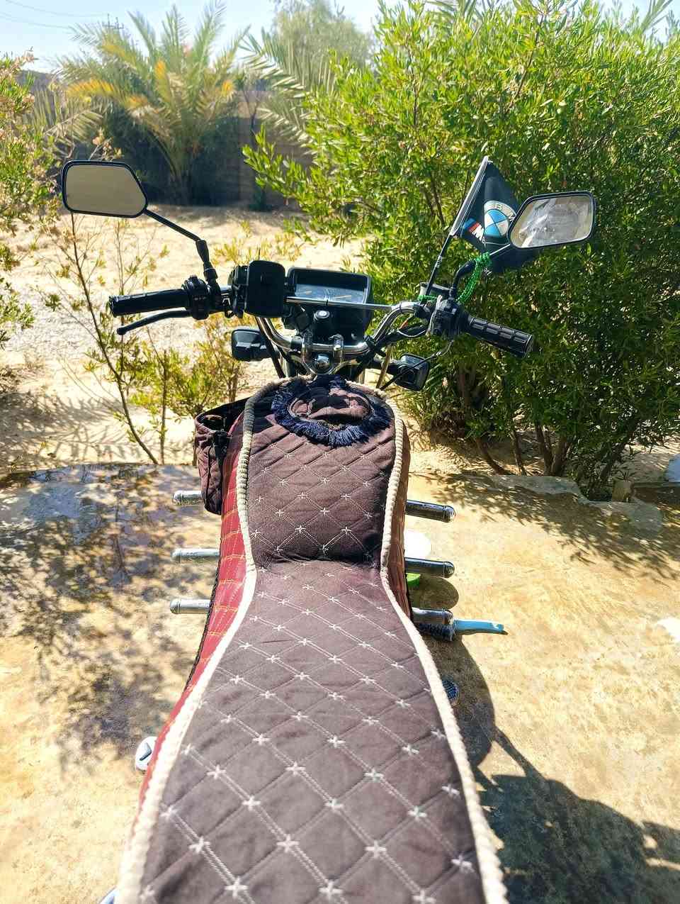 للبيع دراجه نامي برو  مودي2024
محرك مبدل فقط لاستيك ولف 
صلنصه صوت 
محرك  200cc بشرط شلعه فول 
سلف  هندر شغال 
الدراجه كله شرط 
فقط كهربايات الإشارة يعوزها ترتيب  
مزود بلايت عالي ناصي اناره فول 
مكاني زاب  /قرية الحسينيه  اقرب نقطه مفرق ازراريه  ***********
السعر المطلوب 575وبي مجال للطيبين
