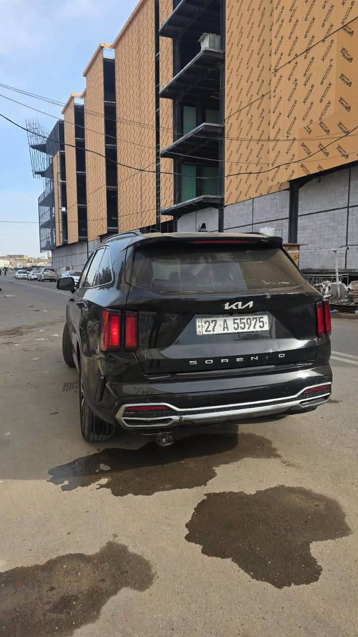 سورنتو 2022  فئة S حره مرقم ذي قار
مكفوله من التبديل مقدمه البنيد صبغ فقط سياره جديده 

فول مواصفات عدا الفتحه 
بصمه تشغيل عن بعد رادار حساسات 
ويل كب تحكمات شاشه كامره 
كشن كهربائي جلد 
انظمة قياده  توقف ذاتي 
كشنات تبريد 
مثبت سرعه
وباقي المواصفات معروفه

السعر :190 بيها مجال
 رقم صاحب السياره  ***********
مكلف بالنشر
