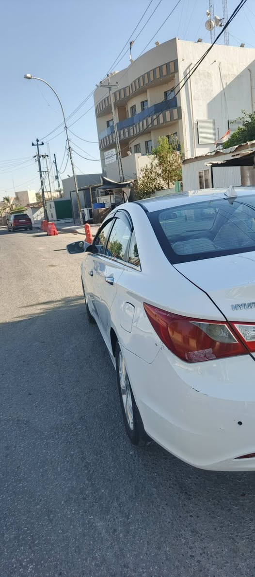 السلام عليكم 
 سوناتا    موديل ٢٠١٢  كفاله  عامه          رقم سليمانيه    سنويه      لل٢٧ 
 مكينه ٢٤٠٠ دوش   مكينه كير   كفاله تخم تاير  جديد  سياره مال جناي  المكان نجف  للأستفسار 
***********
