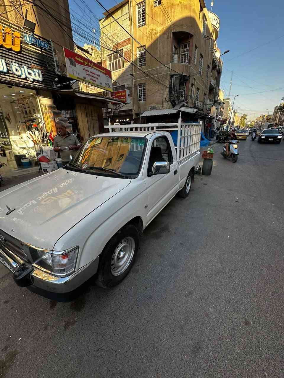 السلام وعليكم 
بيكم فلاحي شركه. 2001
السياره جاهزه كير. محرك 
مصبوغه. حزام جماليه فقط 
تبريد جديد. +بور استيرن + تخم تأيرات جديد. 
السياره بلاديه وجاهزه 
رقم. مميز 
معفي من الضربه. سنويه جديده 
بغداد. /الاعضميه 
السعر 80 وبيها مجال 
***********
