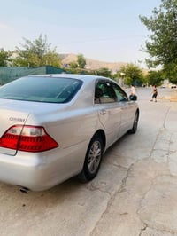 تويوتا كراون • ٢٠٠٦ • ١٨٠٠٠٠ كم