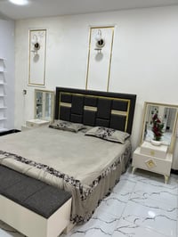 غرفة للبيع  تتكون من 9 قطع  جديده استخدام 3 اشهر ما بيها اي شي ما مفتو...