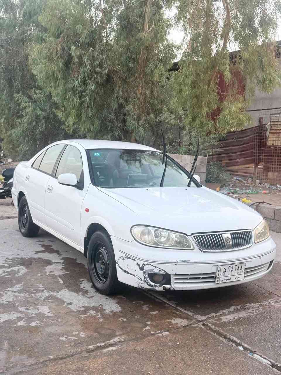 السلام عليكم نيسان سني ياباني ٢٠٠٩
بدون صبغ بيهه فقط بارد بنيد وباب خلف سايق 

مري كهرباء شاشه 
مكينه كير مكفولات 
تخم تاير 
تبريد ثلج 
جاهزه سياره 
مكان بغداد الشعله 
***********
