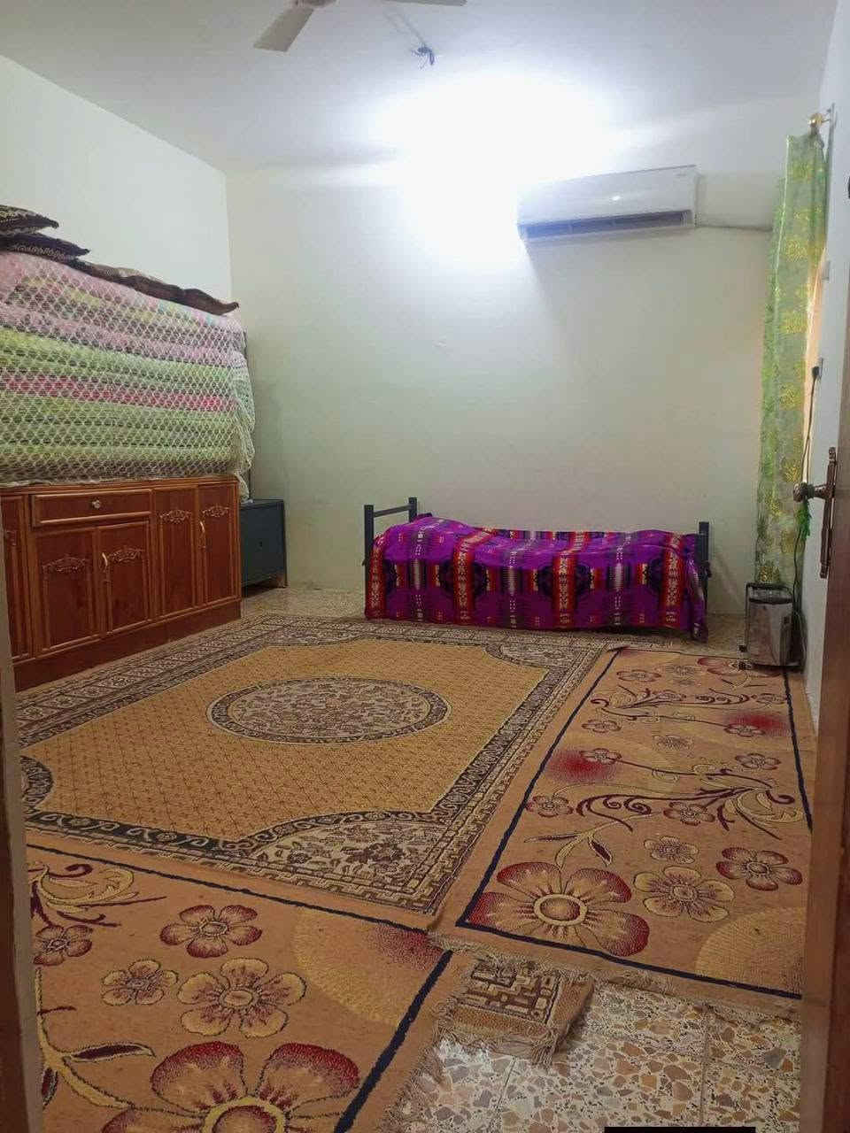 بالخاجيه شارع 30 • 200م • دورين مع محل