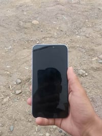 ايفون ١١ • بطارية ١٠٠٪ • شاشة مبدلة