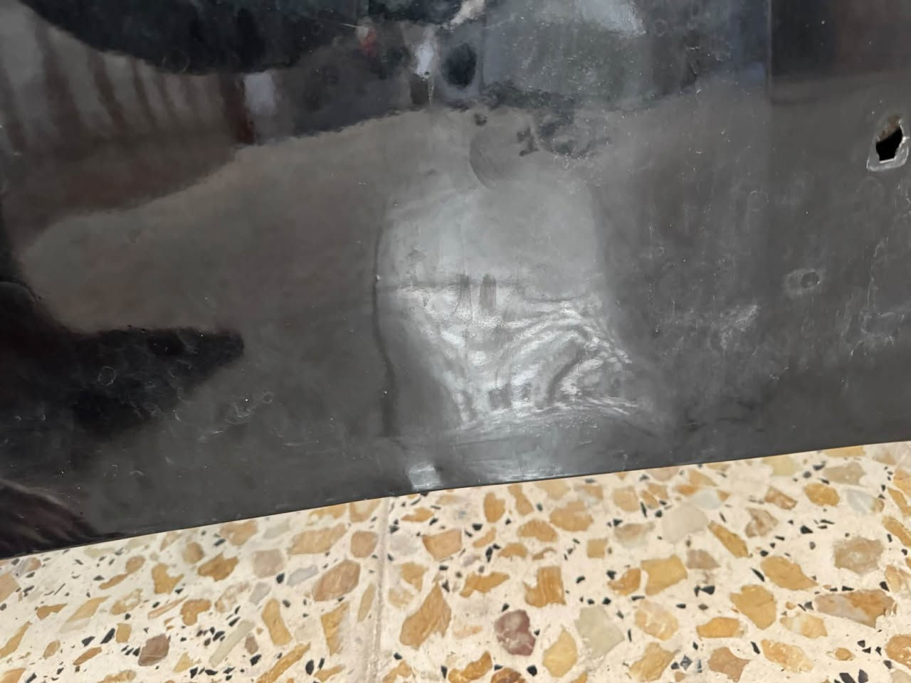 بنيد جيب srt حديد  وموجود بنيد عادي هم اسود نظيف هم سعره ٥٠ الف 
يرادله تصليحات لان بي رصعات 
بدون شبابيك بدون بطانه 
سعره مناسب ٥٠ الف 
مكاني رائاسه العبيدي 
***********
