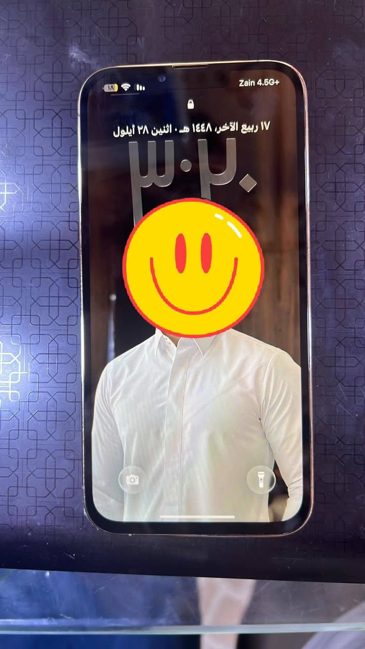 السلام عليكم آيفون 13برو ماكس ذاكره 128نموذج Mبطاريه 78اصليه الجهاز فقط مبدل شاشه نوعيه ممتازه تك سيم بي فطر بسيط ب ضهر محور لزكه 17برو ماكس السعر 400وبي مجال

نص مكتوب في الصور:
- Zain 4.5G+ ١٧ ربيع الآخر، ١٤٤٨ هـ • اثنين ٢٨ أيلول ١٢:٠٣
- ٣:٢١
- حول
- الاسم
- < iPhone13bromax
- إصدار iOS
- < 26.6.1
- اسم الطراز
- iPhone 13 Pro Max
- رقم الطراز
- MLF43LL/A
- الرقم التسلسلي
- WJ66JJ2PNX
- سجل تاريخ القطع والخدمة
- الأغاني
- الفيديوهات
- ٢٣
- الصور
- ٦٦
- التطبيقات
- 10
- السعة
- ١٢٨ غ.ب.
- متوفرة
- ٧٤,٣١ غ.ب.
- عنوان Wi-Fi
- F4:65:A6:BE:28:6A
