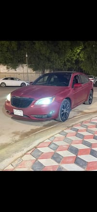 c200 مكينه 6سلندر 3600 المرغوب 2012 السياره بيهة جراد ويحتاجلهة حداديه...