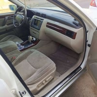 ملكه • ٢٠٠١ • نجف