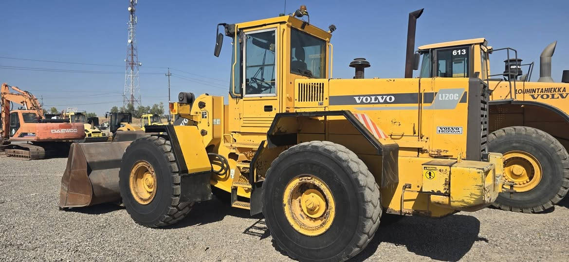 VOLVO L120C
موديل 1999
رقم أربيل
***********
***********
