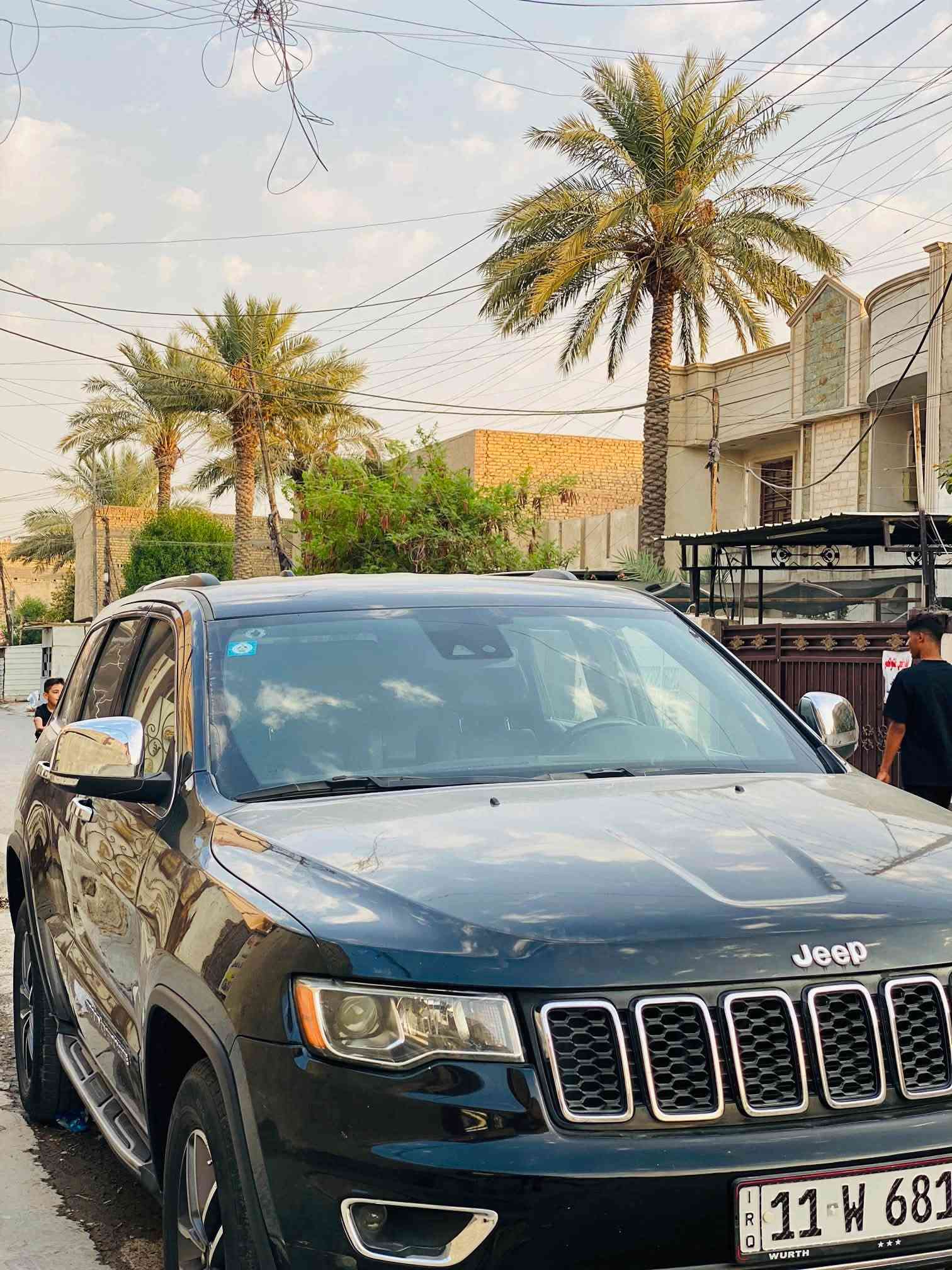 ✅سلام عليكم جيب لاريدو2021وارد امريكي  ضربته اب اميركا جاملغ صفحه اليمنه والبنيد تبديل
رقم بغداد الدولي تحويل مباشر

المواصفات : 1/1 فول الفول ✅ماعده فتحه

• محرك 6 سلندر 3600

✅*فول موصفات ماعده فتحه

✅* المقاعد جلد

✅* حساسات  امامية

✅* حساسات  خلفية

✅* كاميرا خلفيه

✅* نقطة عمياء

✅* دفع رباعي 4X4

تشغيل عن بعد* صندوق كهربائي

• تدفئة ستيرن

• المقاعد السائق كهرباء

• سستم صوت

• شاشة كبيره 8.4 انج

• المصابيح الأمامية  لد نهاري + اشاره ترحيب من الاقتراب من السيارة

• مرايا جانبيه قابله للطي

• نظام الملاحه Gps

• نظام خاص للطرق الوعره

• كشافات ضباب بروجكتر

• محدد سرعة

• ويل كاب قياس 20 انج التايرات جديده

• نظام بريك اوتاماتيكي ( Auto break system)

• نظام تشغيل واطفاء اوتماتيكي للمحرك ( Auto start system)

السعر٢٠٠$وبيه مجال

مكان بغداد البياع

✅ ***********

نص مكتوب في الصور:
- CAMON 20 Pro 24mm f/1.7 1/100s ISO313