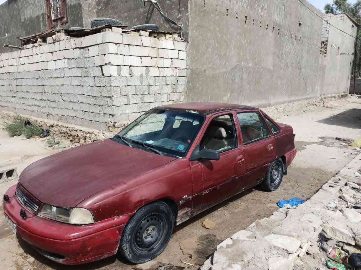دايو سلو مديل 96سياره جاهزه للعمل سنويه لل29 صاحبها يريد مداور ثاني يوم  سعر ب17بيها مجال قليل حق الجيه للأستفسار عل رقم ***********
