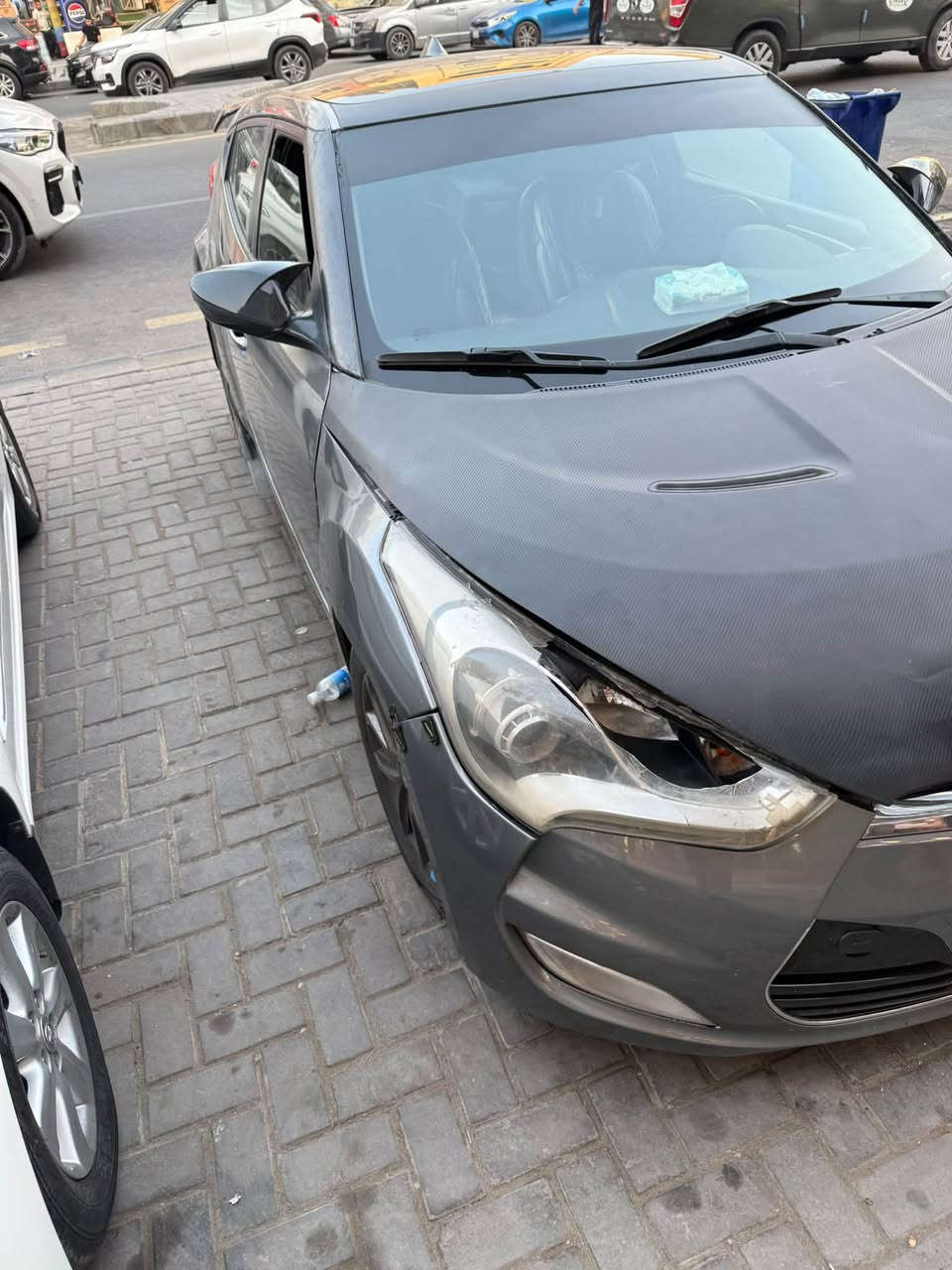 فولستر موديل ٢٠١٢فول مواصفات بيها قطع صبغ ابيع حزام سنويه جديده محرك 1600جي تي عليها غرامات تنزل من السعر مكاني بغداد الحارثيه ***********
